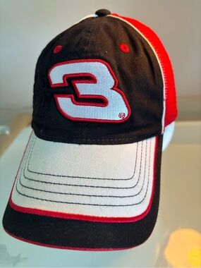 Vintage Chase Authentics Black White Red Mesh-Back Racing Cap